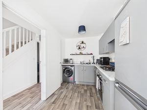 Kitchen- click for photo gallery